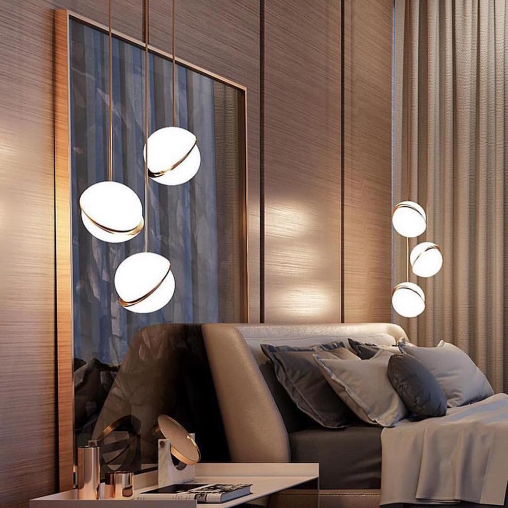 Crescent pendant lamp